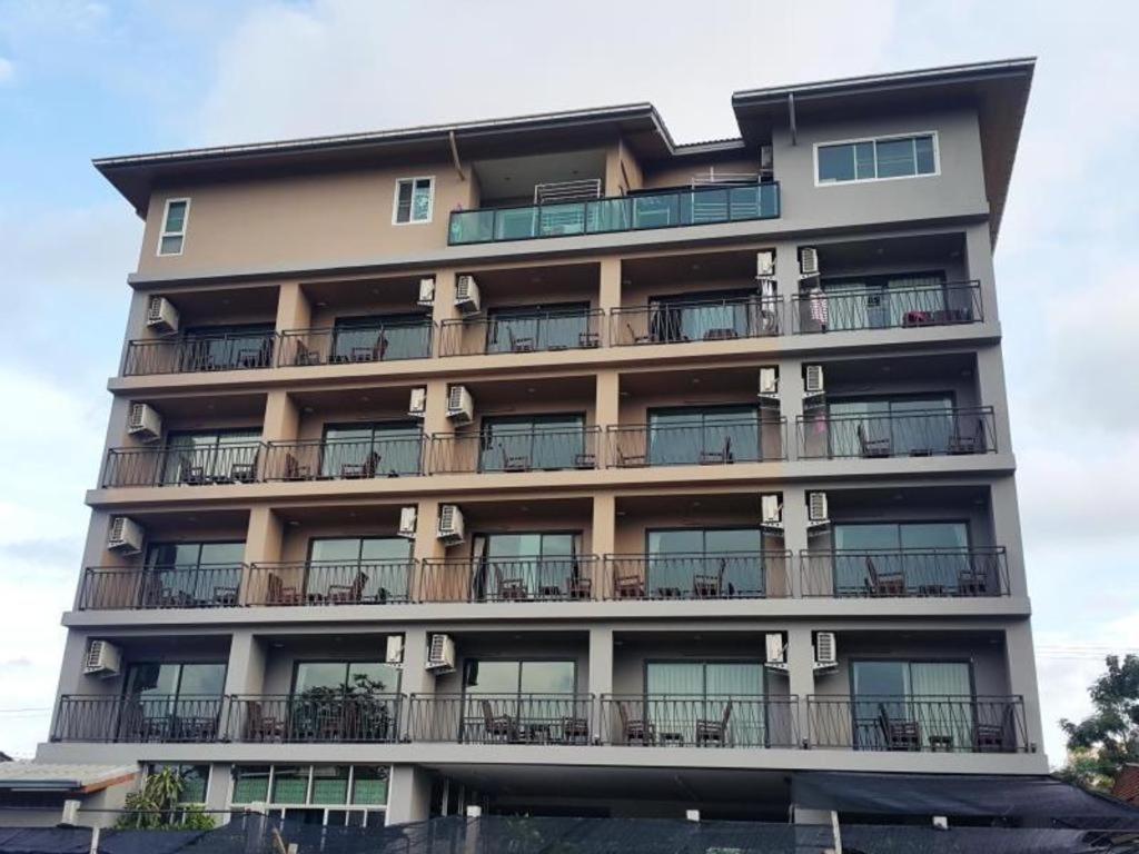 T5 Suites Pattaya Exterior photo