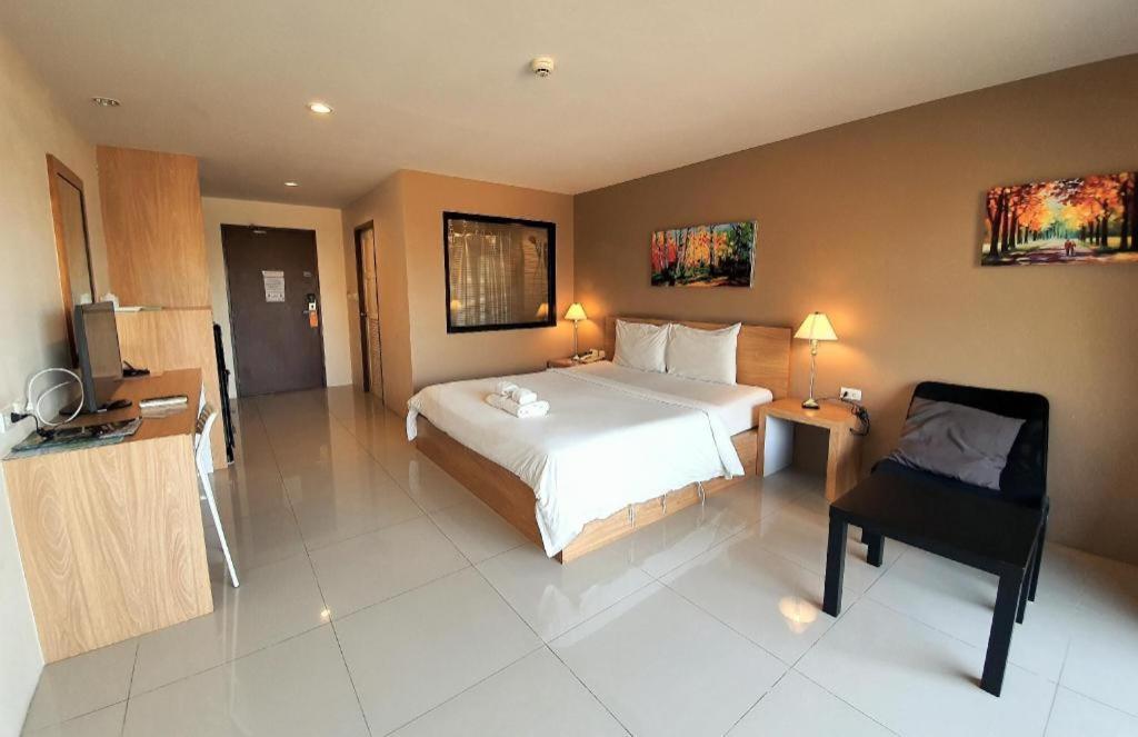 T5 Suites Pattaya Exterior photo