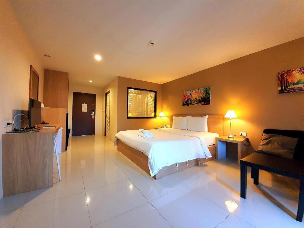 T5 Suites Pattaya Exterior photo
