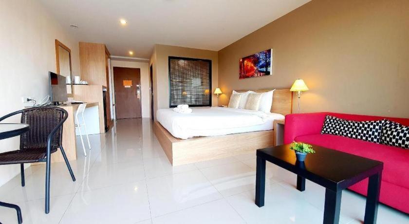T5 Suites Pattaya Exterior photo